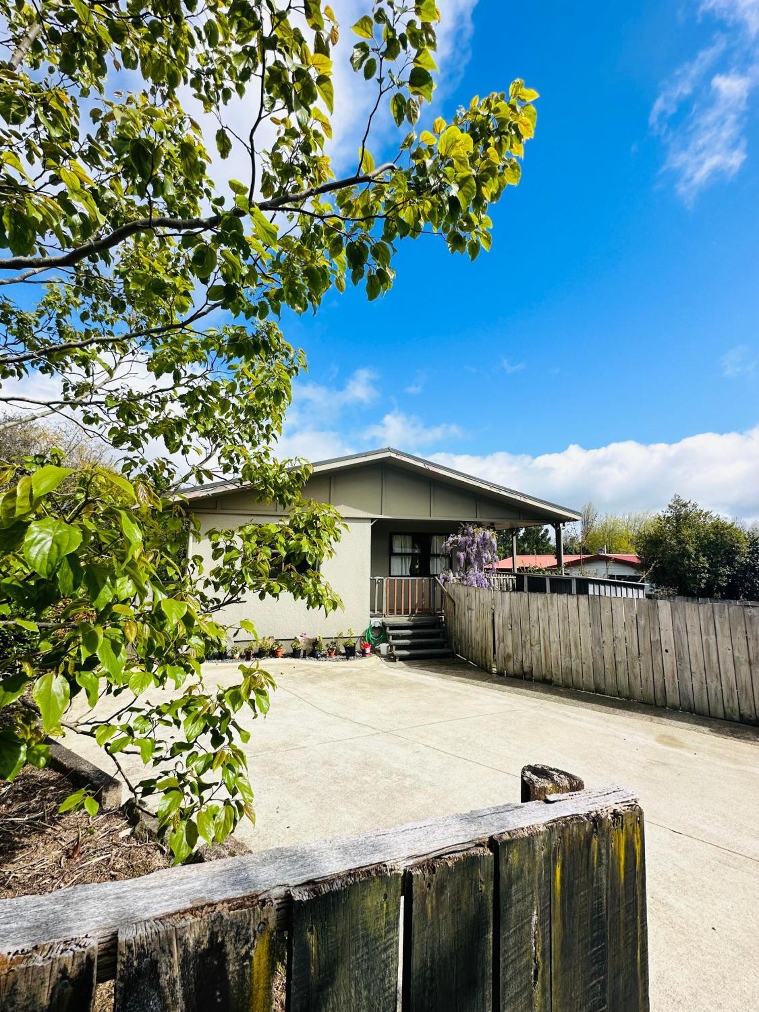 Dora'S Comfortable Homestay In Hamilton Exterior photo